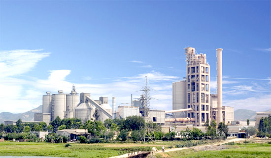 Nhà máy xi măng Hoàng Mai